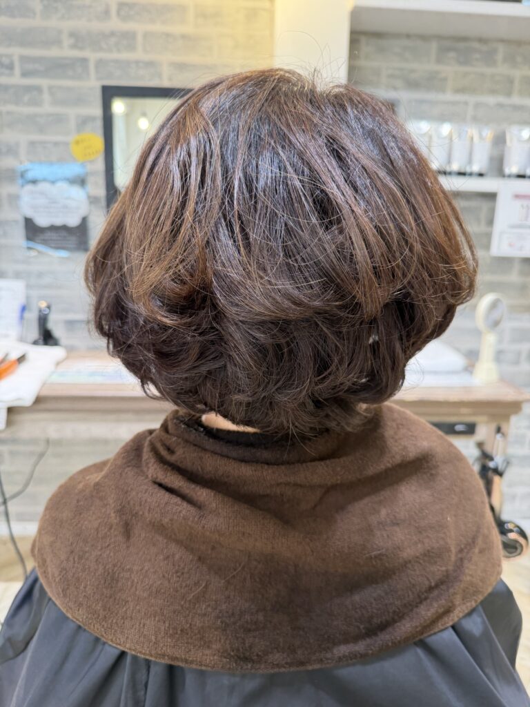 自然な内巻きストレートのメイン画像