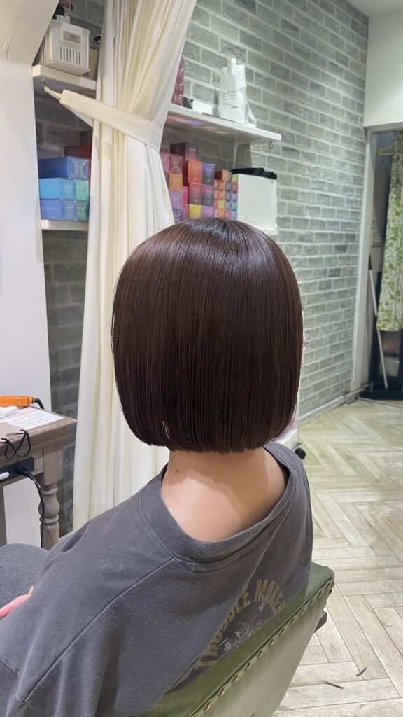 パツっとボブカットのメイン画像